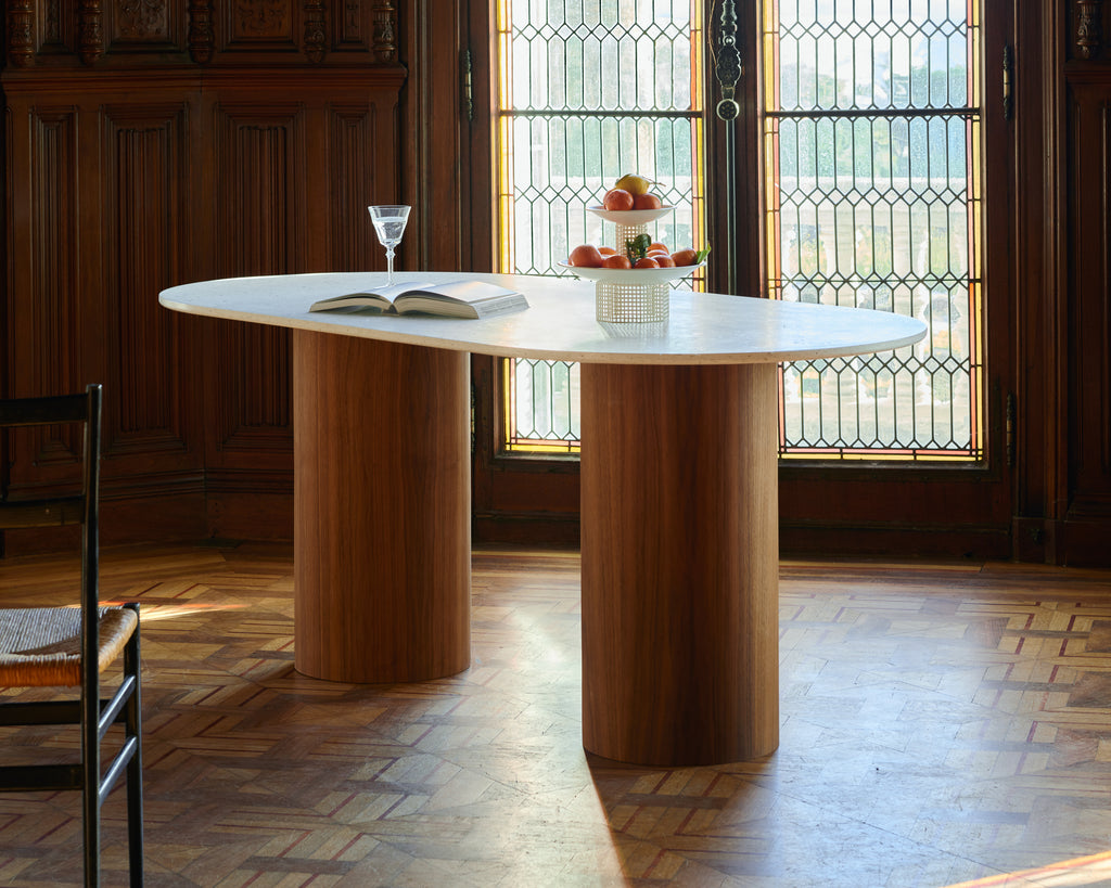 table Rinku design Berlin design durable matériaux écologiques et naturels bois massif et plastique recyclé. made-in-france.